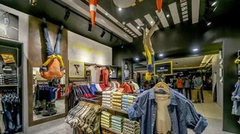 班加罗尔Wrogn男士服装零售店面设计 时尚与零售体验的完美融合